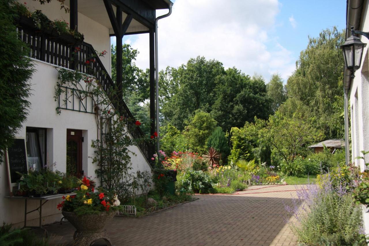 Gasthof & Pension Palmenhof Leegebruch Exterior foto